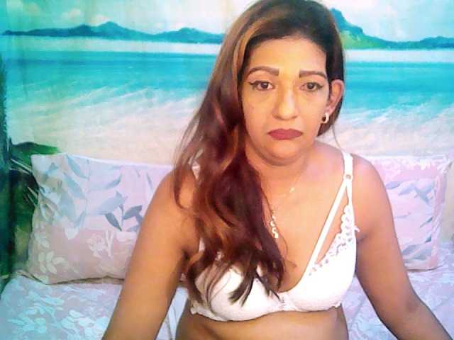 Photos Indianaqua tip and get my toy vibing as i slowly undress for u guys