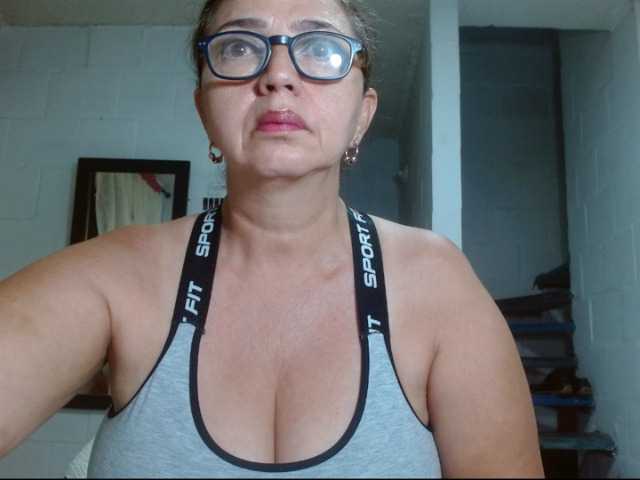 Photos sweetthelmax welcome my loves!!!! enter the fantasy show mature latina with super big tits#naked total 165 tks#deep anal 95 tks#big ass natural 20tks#blow job 45 tks#squirts or cum 180tks